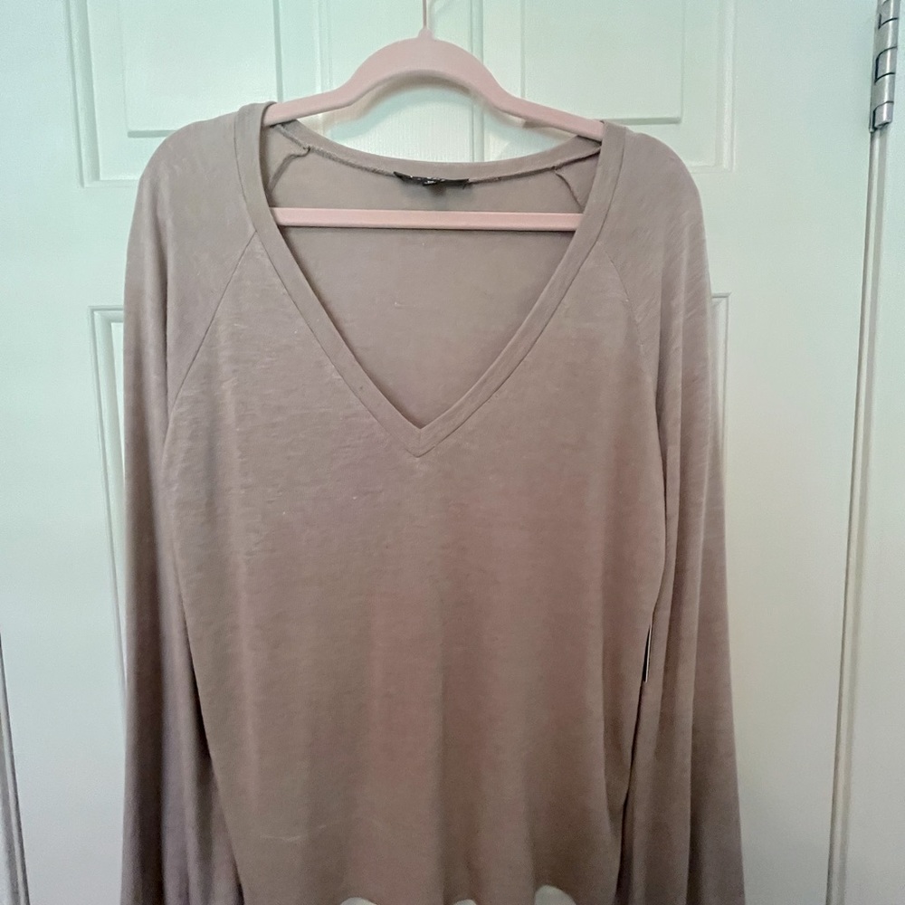 NWT Lulus V Neck Pullover - Beige